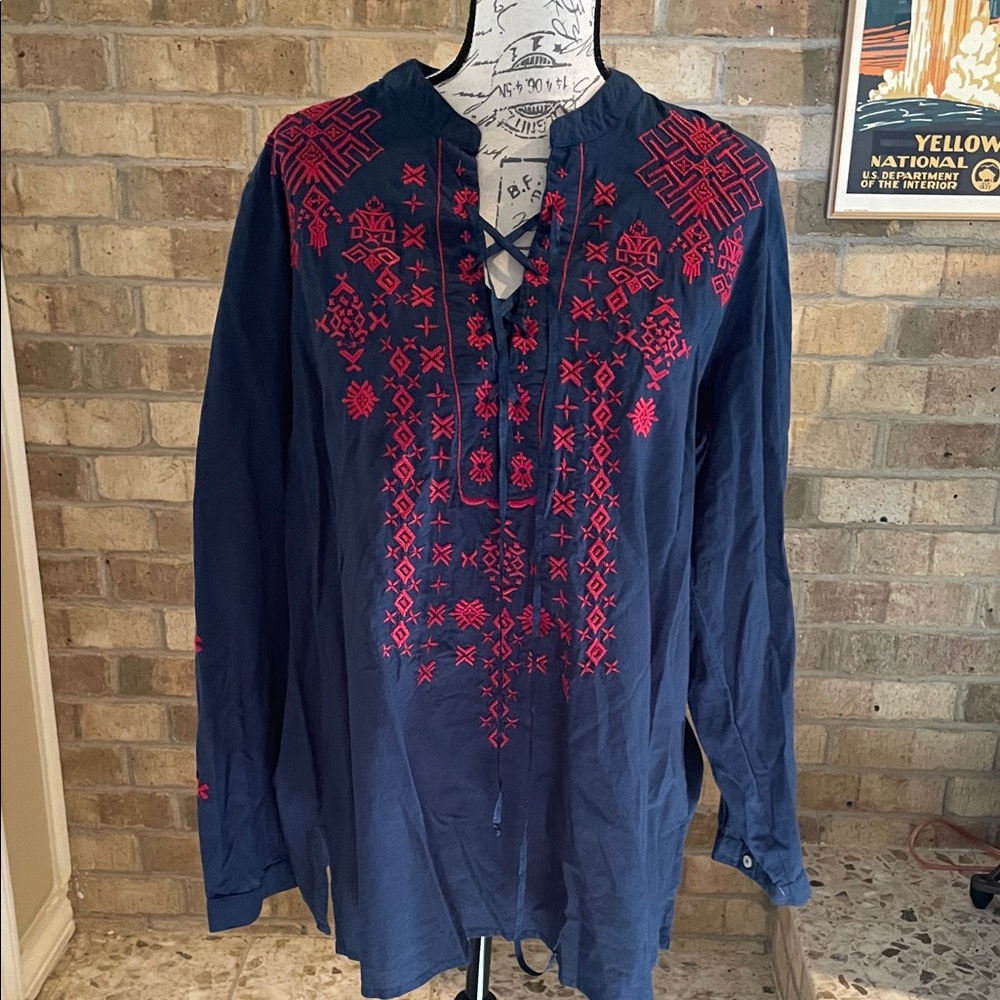 Kyla Seo Embroidered Top